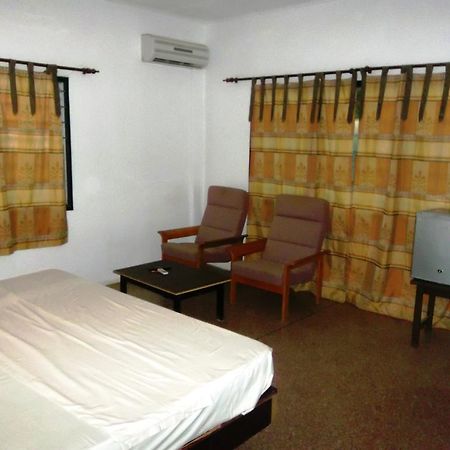 Eden Lodge Cape Coast Bagian luar foto