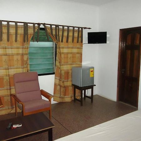 Eden Lodge Cape Coast Bagian luar foto